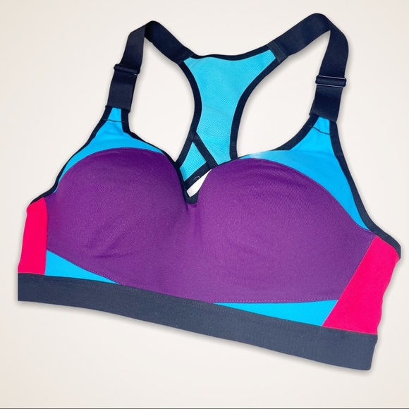 Victoria’s Secret Incredible Push Up Sports Bra 32 C - Picture 2 of 6